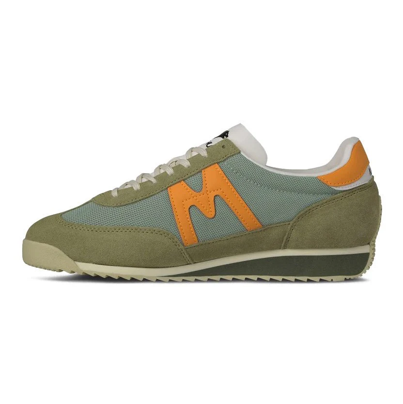 Karhu Mestari Trainers Cedar / Bright Marigold - Image 4
